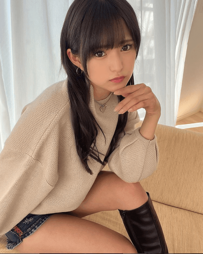 Mitsuki Nagisa (渚みつき)