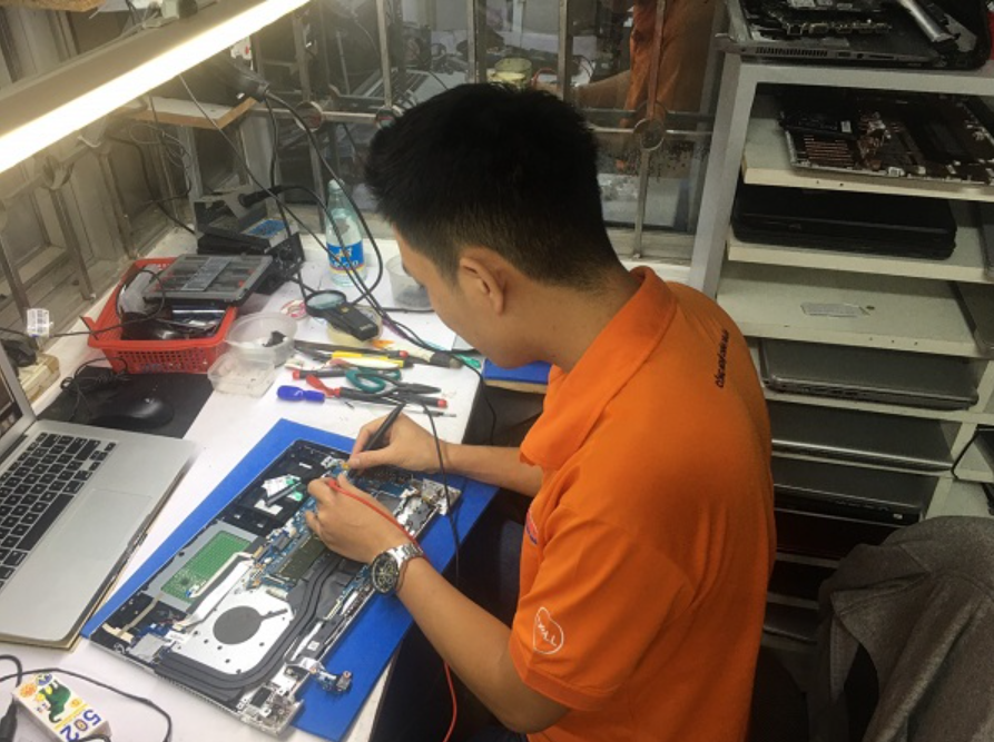 Thợ sửa máy tính Nguyễn Tiến Đạt, Tác giả bài viết